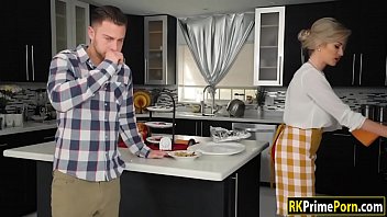 porn 穆斯林性爱 evelin and blake get pounded by lucky bf sex