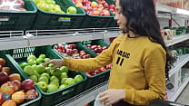 porn i invite a stranger i saw in the market to my house she accepts the invitation but tells me that only 3h so that sex