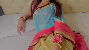 porn dost ke naya wife ko pataakhe suhaagaraat manaaya poora sex