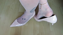 porn insertion beige patent eks leather high heels and nylons shoeplay by isabellesandrine sex