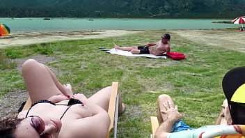 porn 穆斯林性爱 voyeur masturbates on the beach while i touch myself sex